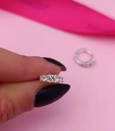 گوشواره نگین داره ساده دخترانه